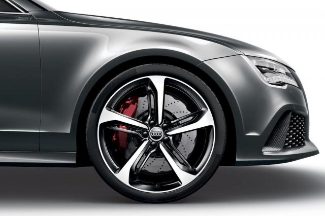 Audi RS7 получила версию Dynamic Edition