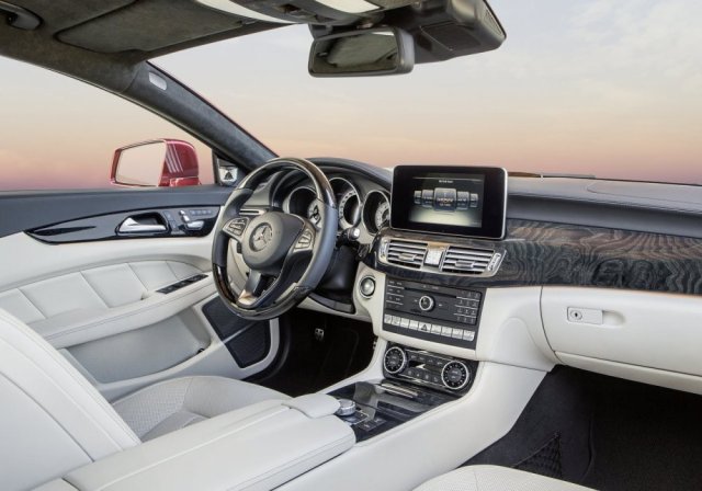  Mercedes-Benz CLS-Class.