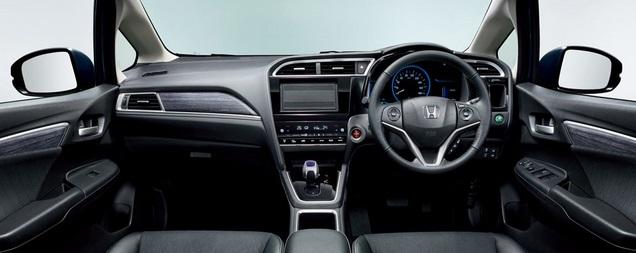 Новый универсал Honda: официальные фото